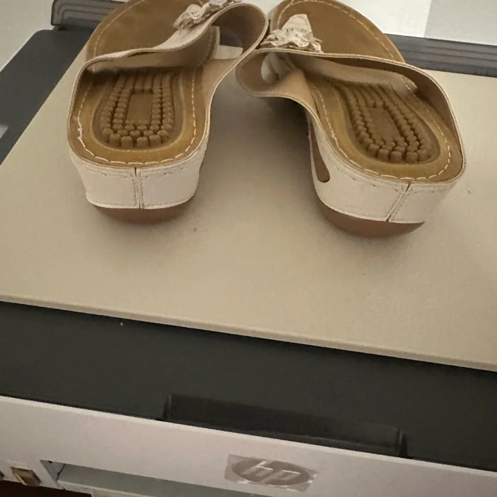 Elegant‎ White Women's Sandals